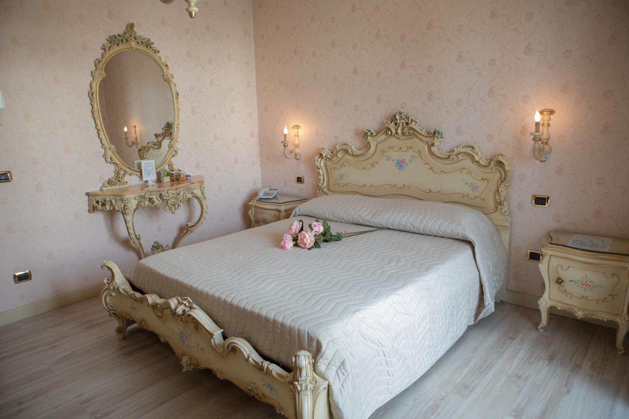 Hotel Imperiale Terzigno Kültér fotó