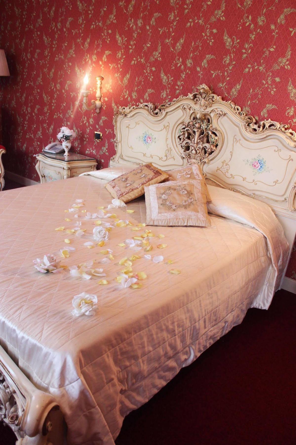 Hotel Imperiale Terzigno Kültér fotó
